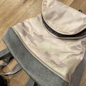 Stella & Dot gym bag